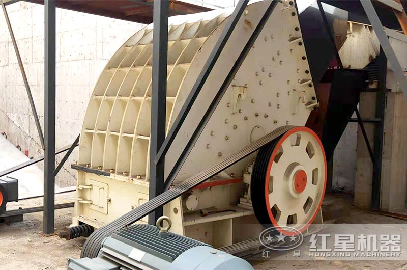 重錘式破碎機(jī) 重錘式破碎機(jī)